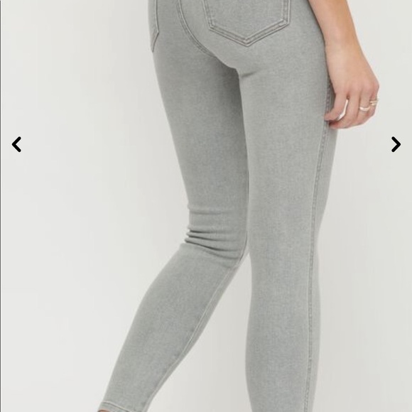 High waisted skinny jeans. Brand new. - Picture 6 of 8